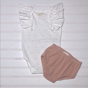 MONTEE EUC/LN Sad Beige Ruffle Rainbow Onesie Bloomer Set